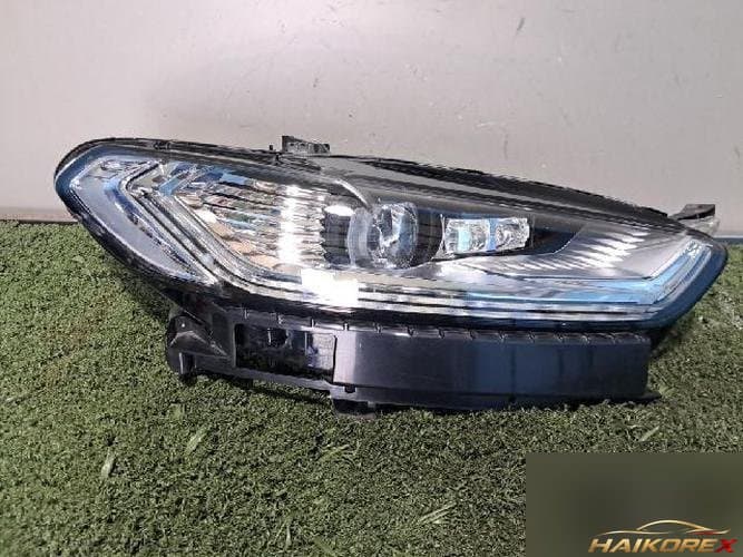 Ford Mondeo 2015 — фара правая ES73 13D154 AD