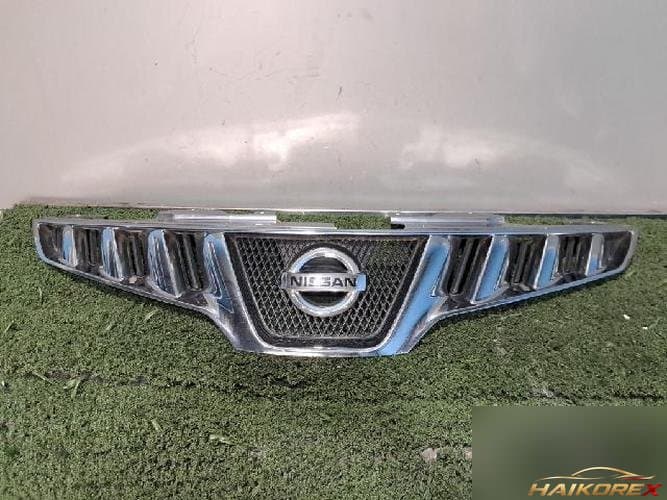 Nissan Murano 2010 — решетка радиатора