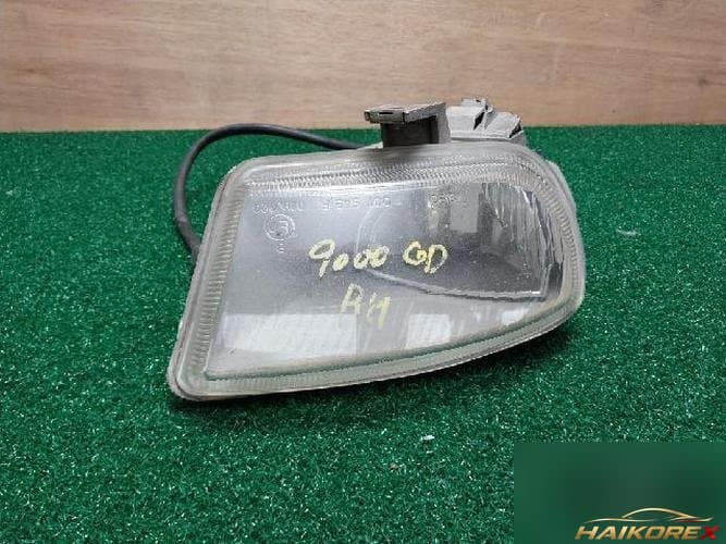 Saab 9000 1998 — противотуманная фара правая (пассажирская) 67530640
