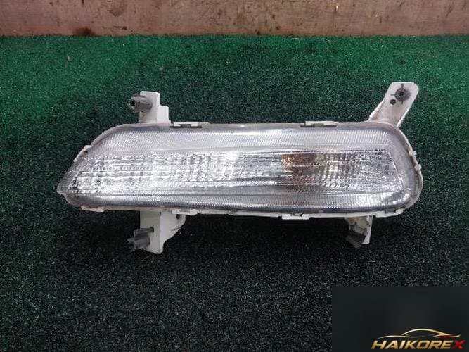 Hyundai Grandeur 2018 — поворотник левый 92301G8