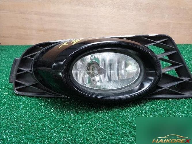 Honda Civic 2009 — противотуманная фара левая (водительская сторона)