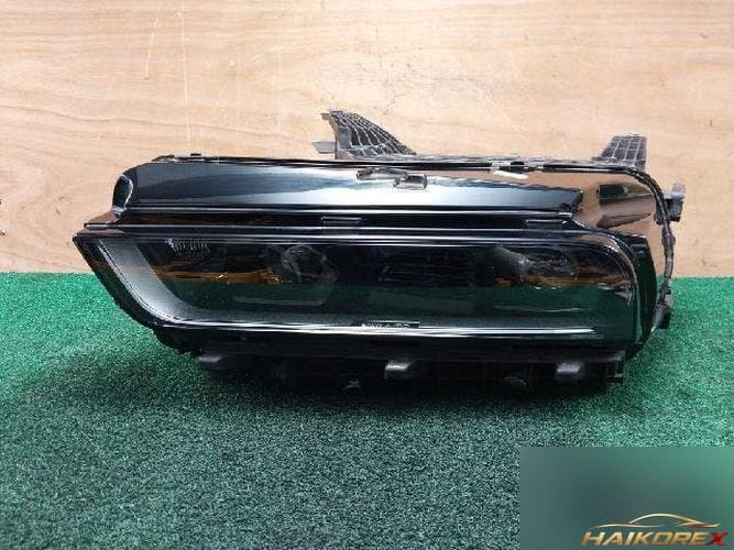 BMW 7 Series 2023 — фара левая 5A6372105