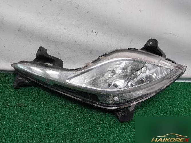 Hyundai Sonata 2012 — противотуманная фара левая (водительская) 92201-4R000
