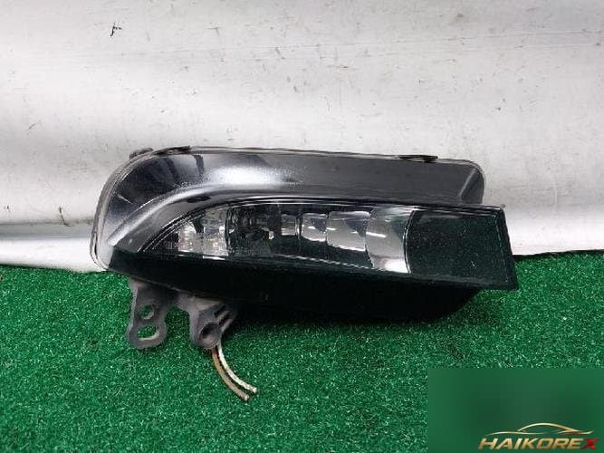 Audi A5 2013 — противотуманная фара правая (ПТФ) 8T0 941 700 C