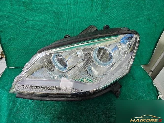 KG Mobility Chairman 2012 — фара левая (HID/LED)