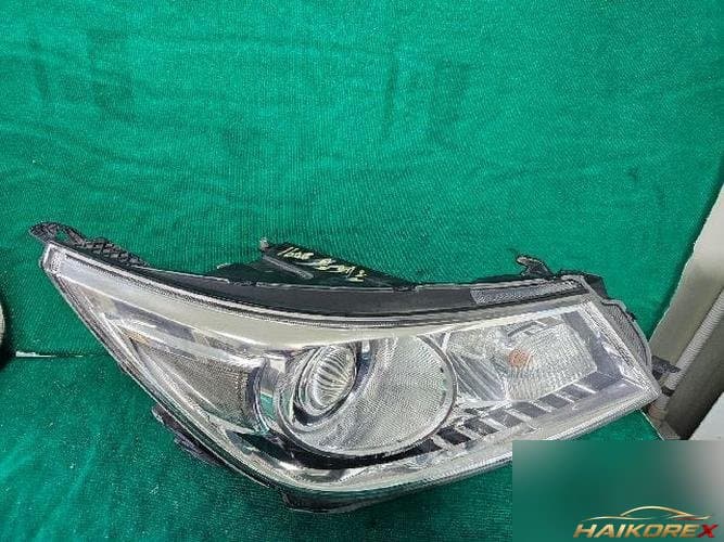 Chevrolet Alpeon 2011 — фара правая