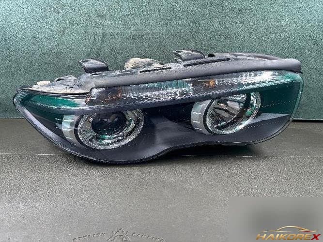 BMW 7 Series 2002 — фара правая HID