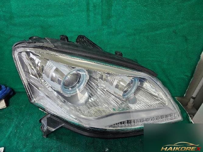 KG Mobility Chairman 2012 — фара правая HID LED