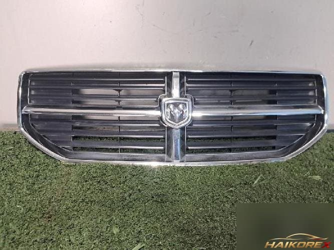 Dodge Caliber 2007 — решетка радиатора