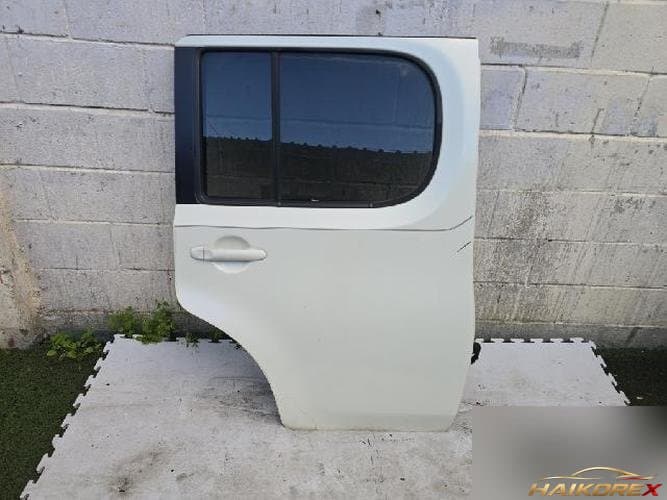 Nissan Cube 2009 — дверь задняя правая
