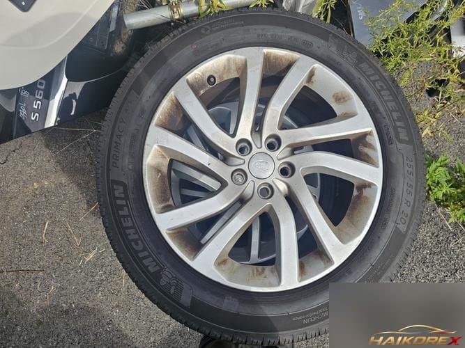 Land Rover Discovery 2018 — колесо переднее правое HY321007KA