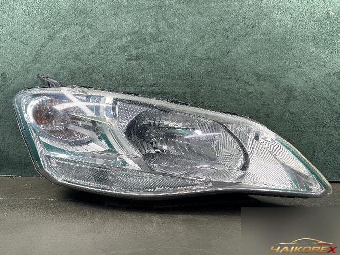 KG Mobility Korando 2013 — фара головного света правая