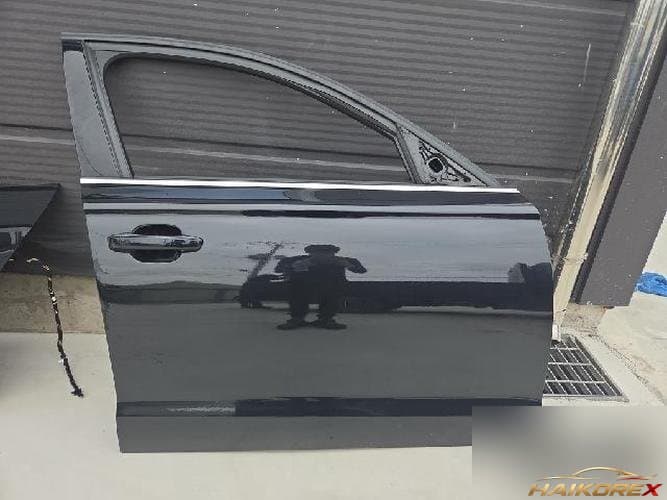 Audi A6 2013 — дверь передняя правая