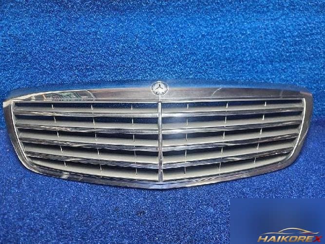 Mercedes-Benz S-Class 2007 — решётка радиатора 2218800083