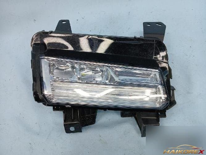 Cadillac XT5 2020 — противотуманная фара левая