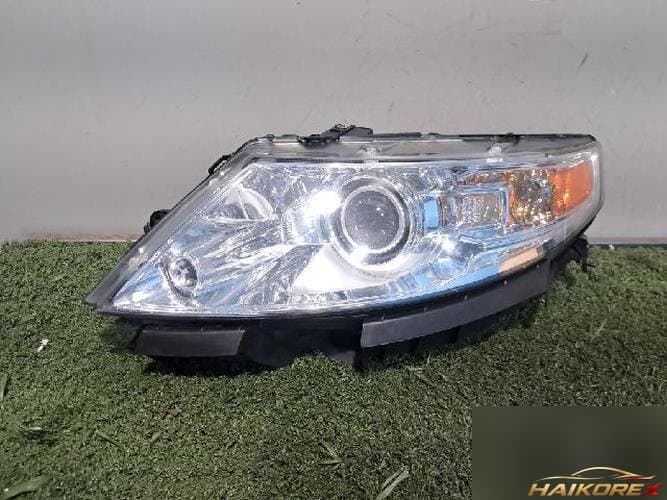Ford MKS 2011 — фара левая
