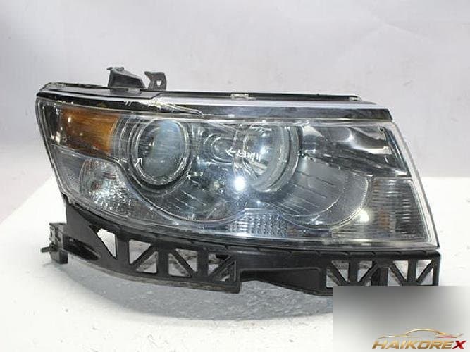 Ford MKZ 2009 — фара правая