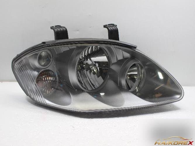 KG Mobility Rodius 2011 — фара головного света правая