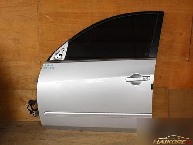 Nissan Altima 2009 — дверь передняя левая