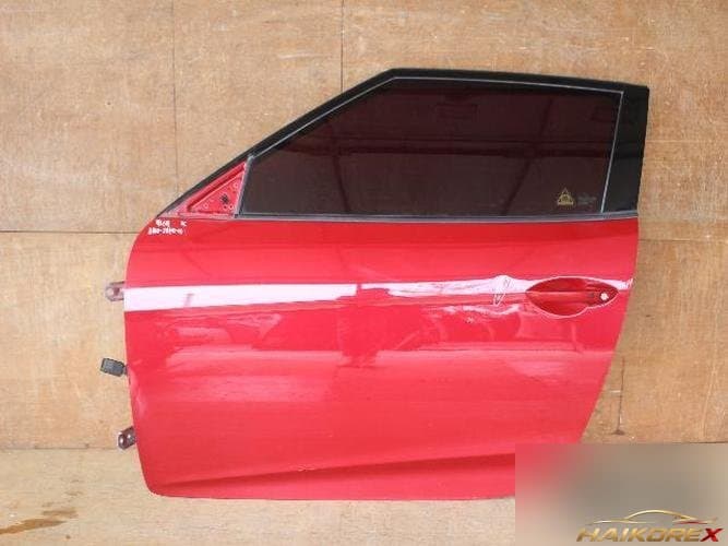 Hyundai Veloster 2012 — передняя дверь левая