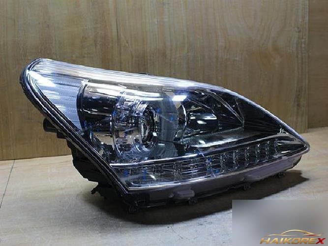 Hyundai Equus 2010 — фара правая HID 92102-3N000