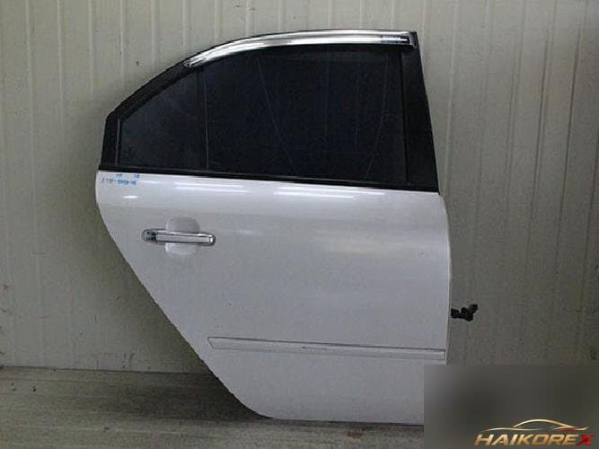 Hyundai Sonata 2005 — дверь задняя правая