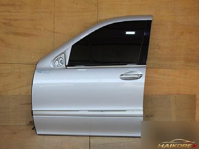 Mercedes-Benz S-Class 2005 — передняя дверь левая