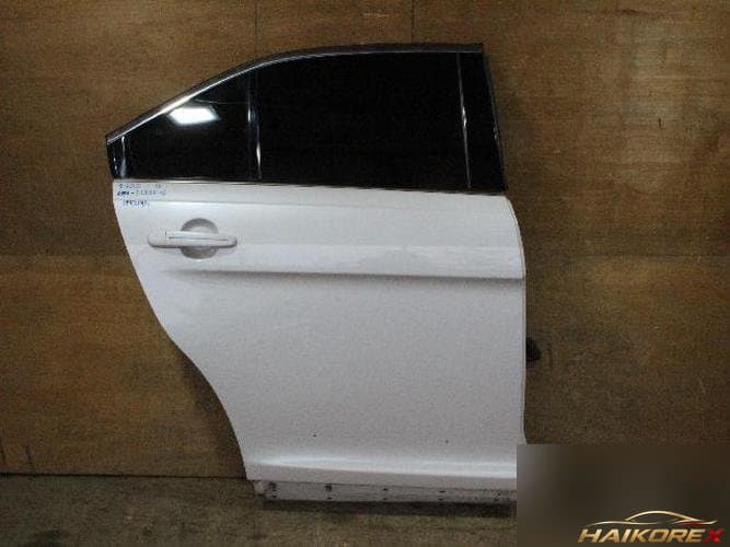 Ford Taurus 2011 — дверь задняя правая