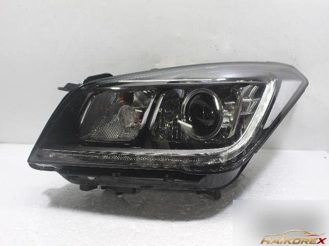 Hyundai Genesis 2014 — фара передняя левая (HID) 92101B1170