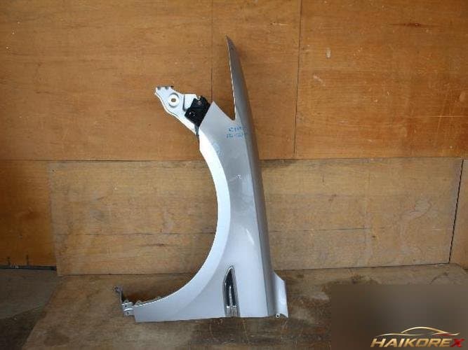 Ford Taurus 2011 — крыло левое