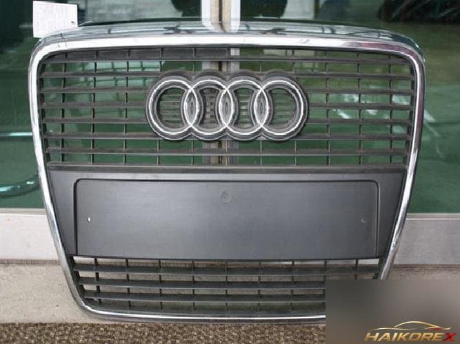 Audi A6 2005 — решётка радиатора 4F0853651S
