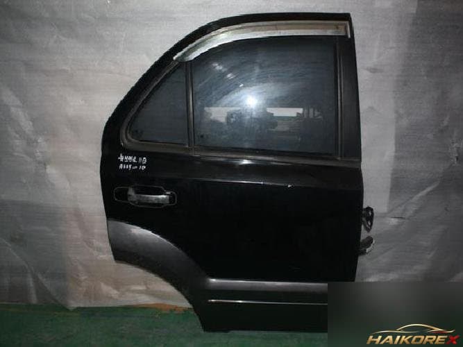 Kia Sorento 2007 — дверь задняя правая