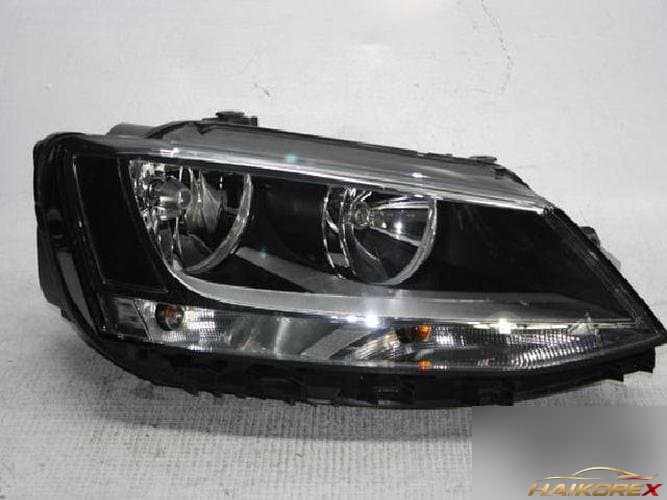 Volkswagen Jetta 2010 — фара правая 5C7941006A