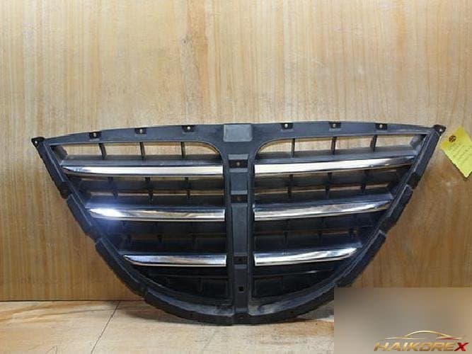 KG Mobility Rodius 2006 — решетка радиатора 79451-21010