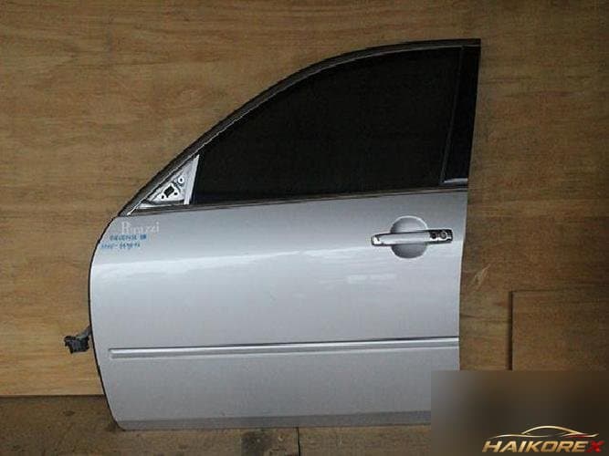Infiniti M 2006 — передняя дверь левая