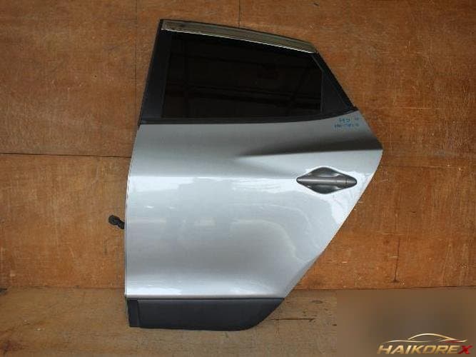 Hyundai Tucson 2011 — дверь задняя левая