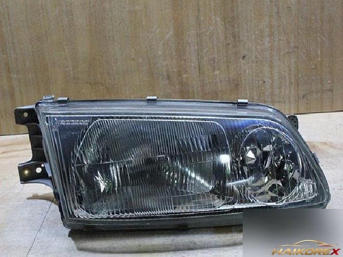 Hyundai Libero 2006 — фара правая