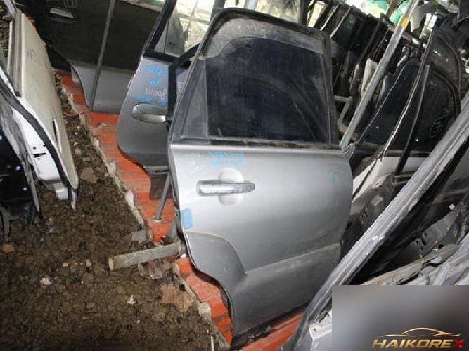 Kia Sportage 2005 — правая задняя дверь