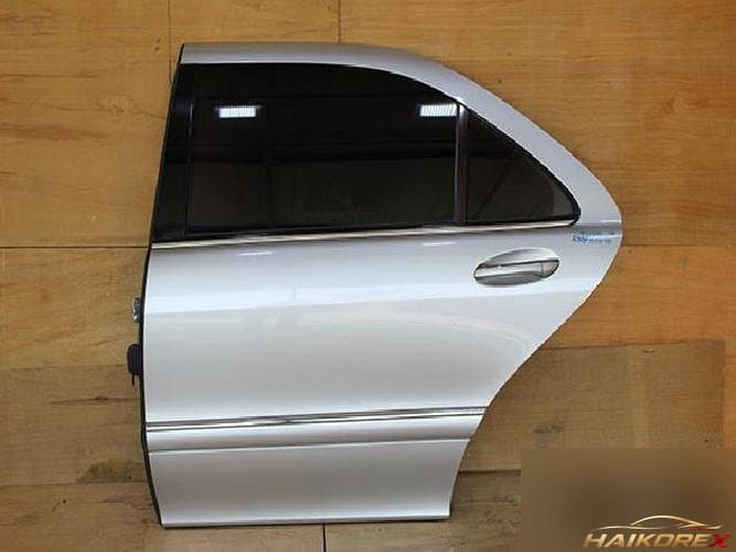 Mercedes-Benz S-Class 2005 — дверь задняя левая