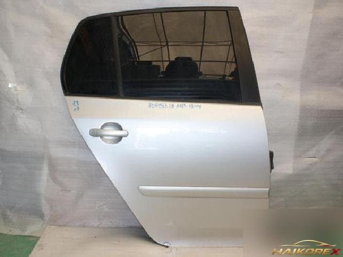 Volkswagen Golf 2000 — дверь задняя правая