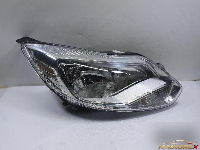 Ford Focus 2014 — фара правая BM51-13W029-NB