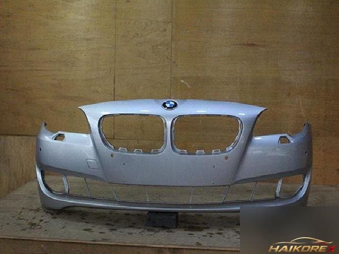 BMW 5 Series 2015 — передний бампер 51117200712