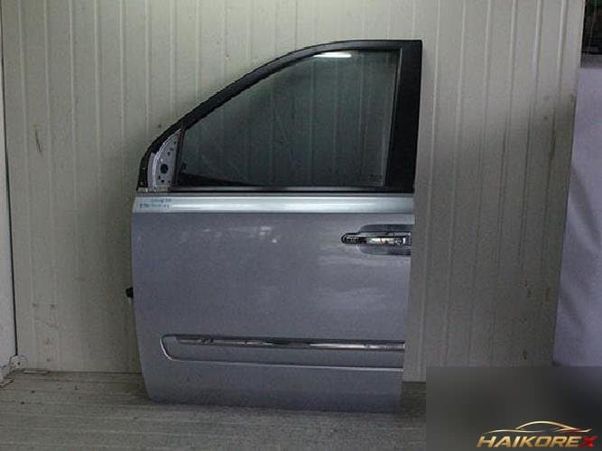 Kia Carnival 2008 — передняя дверь левая