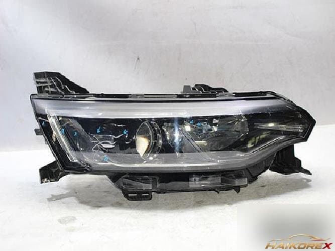 Renault SM6 2017 — фара головного света правая LED