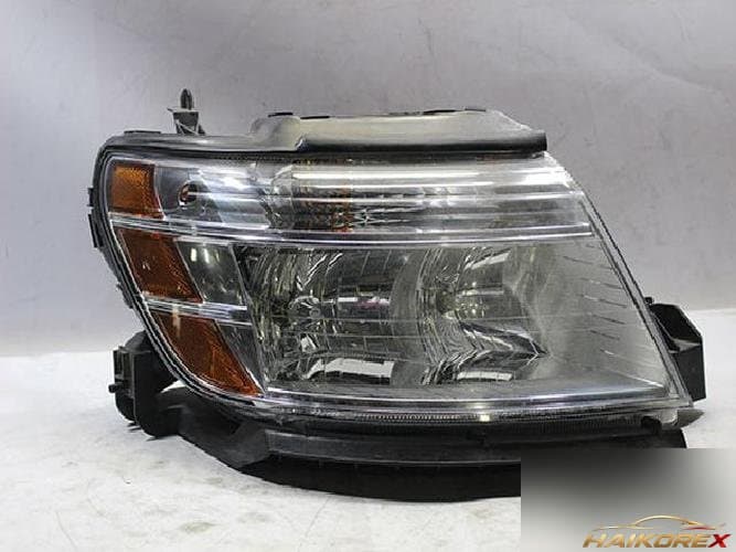 Ford Taurus 2008 — фара правая 8G13-13005-A