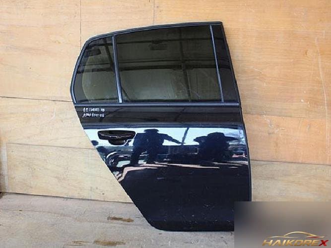 Volkswagen Golf 2012 — дверь задняя правая