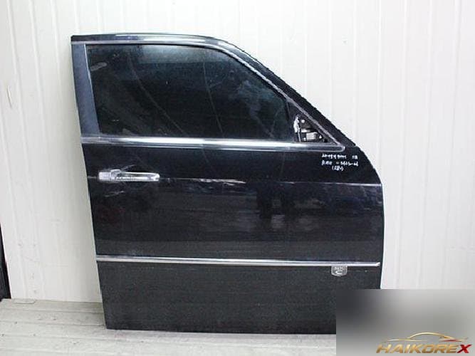 Chrysler 300 2009 — передняя дверь правая