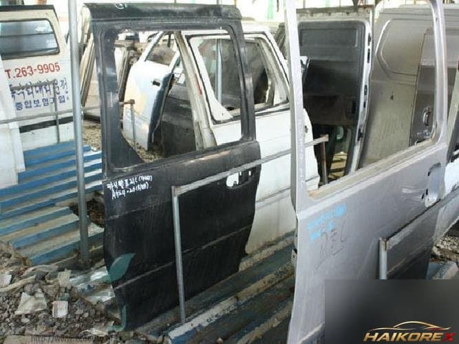 Kia Carnival 2002 — дверь задняя правая (сдвижная)