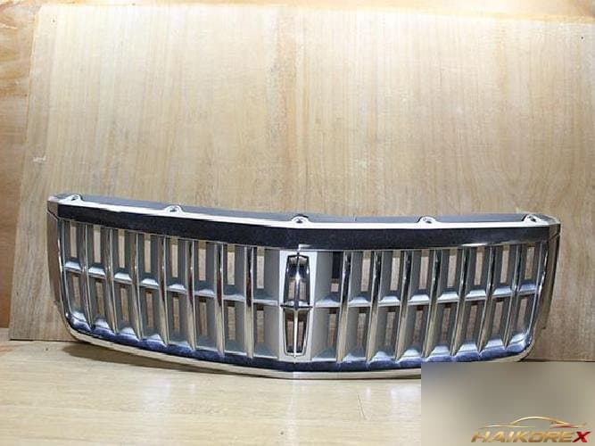 Ford MKZ 2009 — решетка радиатора 7H63-8A164-AAW