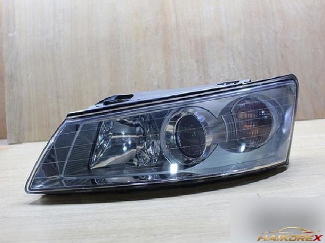 Hyundai Sonata 2005 — фара левая 92101-3KXXX
